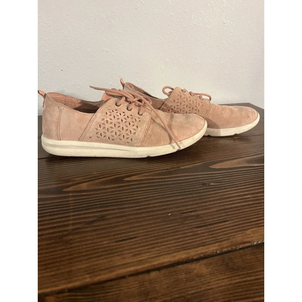 Toms Womens Del Ray Size 9.5 Casual Suede Tennis Shoes Light Pink